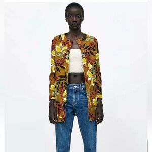 Zara Basic Size M Woman’s Open Blazer Tropical Floral Print